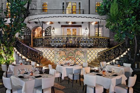 gianni versace mansion restaurant.